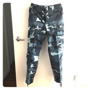 Blue camo cargo mens pants (Zumiez)